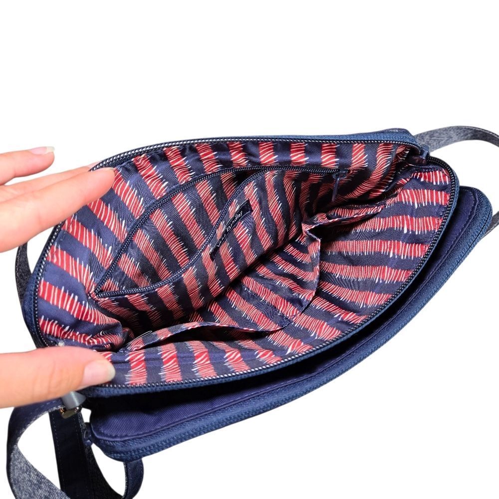 ❌️SOLD❌️ Vera Bradley Hipster Crossbody Bag - Classic Navy - Picture 9 of 12